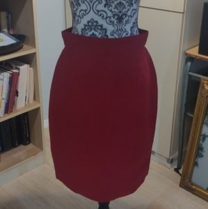 Classic Red Linen Pencil Skirt
